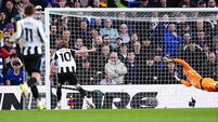 Anthony Gordon scores the only goal as Newcastle win at Chelsea