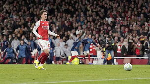 Max Dowman makes history as Arsenal grab late win to maintain title charge
