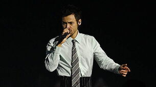 Harry Styles aims joke at Andrew Mountbatten-Windsor during SNL monologue Harry Styles aims joke at Andrew Mountbatten-Windsor during SNL monologue