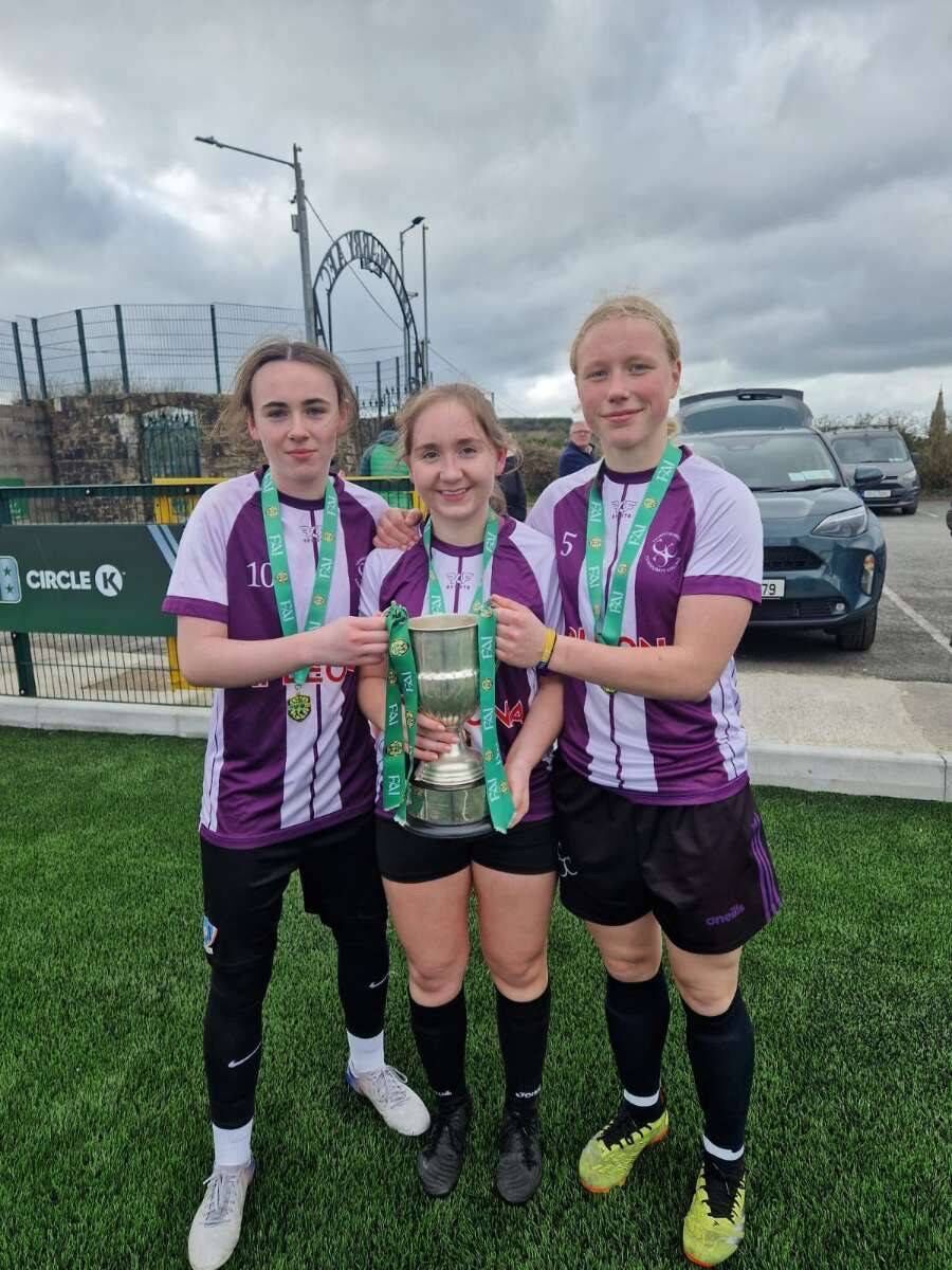 Lily O’Connell, Clodagh Dorgan and Maedhbh Carroll, all Cobh Ramblers players.