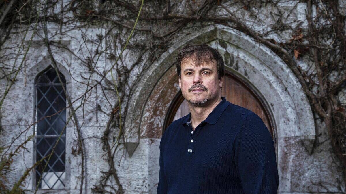 Dr Jens Walter, professor of microbiome science at APC Microbiome, says that a diet based on whole foods that is plant-forward and fibre rich is more beneficial. Picture: Clare Keogh