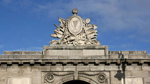 97502261 Ireland coat of arms