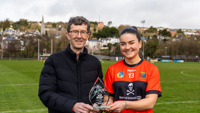 <p>Rory Noonan, The Echo, presents UCC camogie player Sarah O'Brien with The Echo Women in Sports Award for February her display in the Ashbourne Cup camogie final. Picture: Noel Sweeney</p>