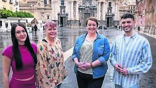 <p class="contextmenu internal_Caption">Cork duo Carmel and daughter Caoimhe with Maggie Molloy and James Kavanagh in Cheap European Homes</p>