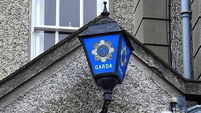 Garda sign.jpg Garda lantern sign