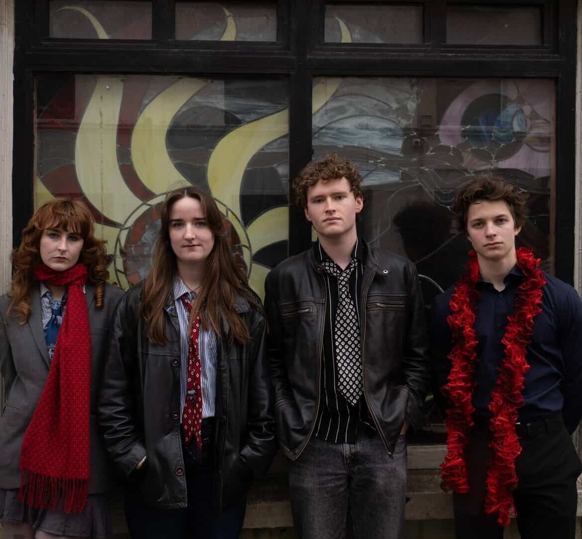 Nightdress will play Fred Zeppelins.