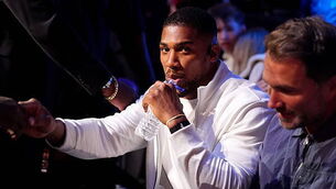 Anthony Joshua makes appearance in London at Derek Chisora’s farewell fight Anthony Joshua makes appearance in London at Derek Chisora’s farewell fight