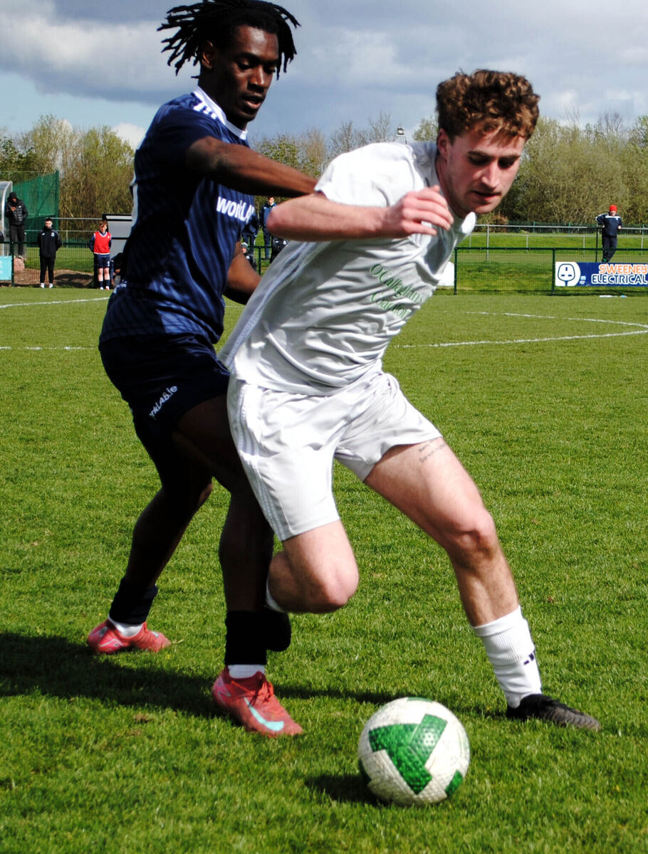 Coachford's Jamie Griffin wins this dual over Villa's Mark Imiren. Picture: Barry Peelo. Coachford's Jamie Griffin wins this dual over Villa's Mark Imiren. Picture: Barry Peelo.