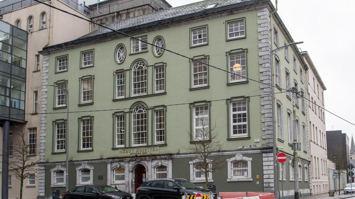 Better staffing and waiting times but Cork's Mercy building still needs work, says report