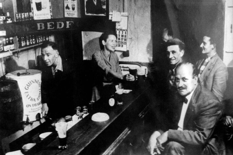 Paddy and Maureen Linehan in Moby Dick's bar circa late 1950s. Paddy and Maureen Linehan in Moby Dick's bar circa late 1950s.