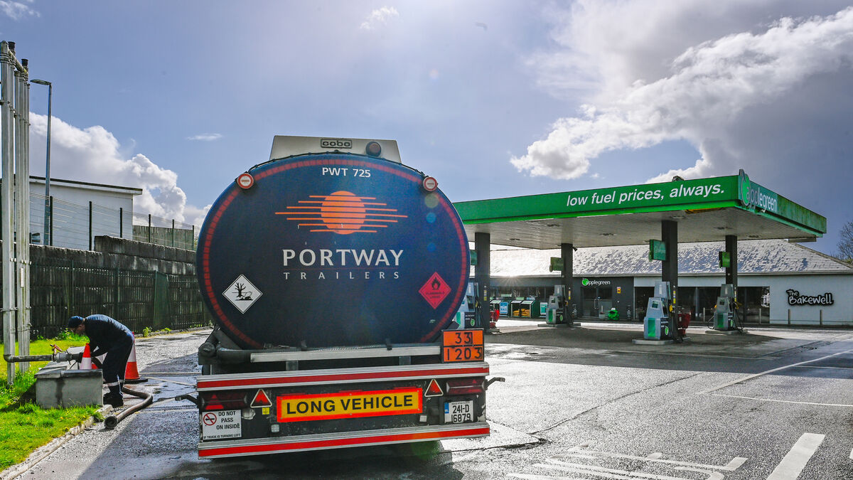 Government reveals fuels support package as protests end and tankers leave Whitegate