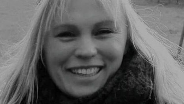 <p class="contextmenu internal_Caption">Cork author Emma Davis</p>