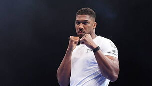 Anthony Joshua on track to fight Tyson Fury in November – Eddie Hearn Anthony Joshua on track to fight Tyson Fury in November – Eddie Hearn