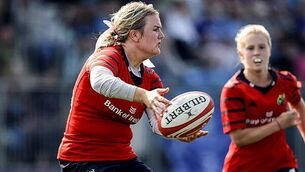 Kate Flannery passes the ball 16/8/2025