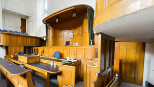 Drug Treatment Courts should be used as alternative to prison nationwide, senator says