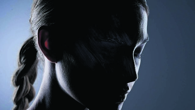 <p class="contextmenu internal_Caption">If your teen fixates on flaws, challenge their views and build self-compassion. iStock/posed</p>