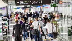 Over 525,000 people to fly through Cork and Dublin airports this bank holiday weekend