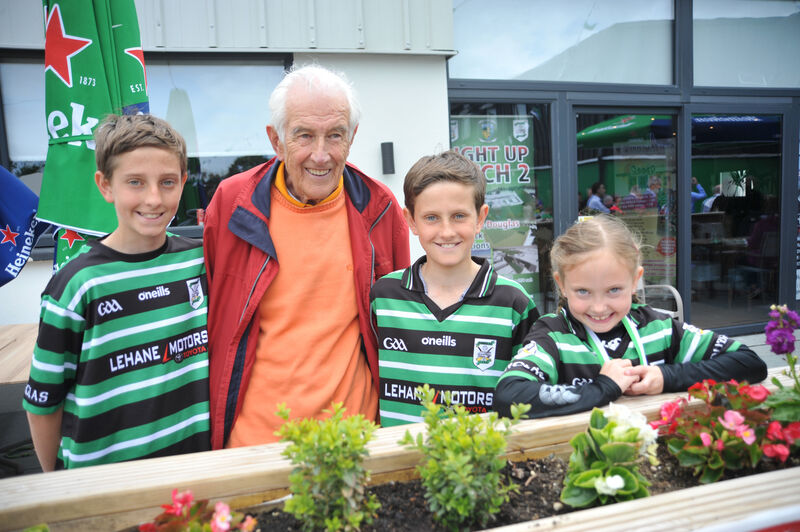 The late former lord mayor of Cork Donal Counihan, pictured in 2022 with his grandchildren Luke, Matthew and Grace Wilson. Picture: Larry Cummins