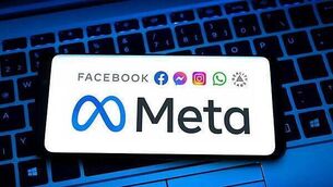 What are the 'dark patterns' being investigated on Facebook and Instagram?