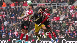 Man Utd held to battling goalless draw at Sunderland