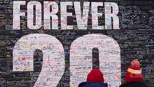 Liverpool share images of Forever 20 sculpture tribute to Diogo Jota and brother