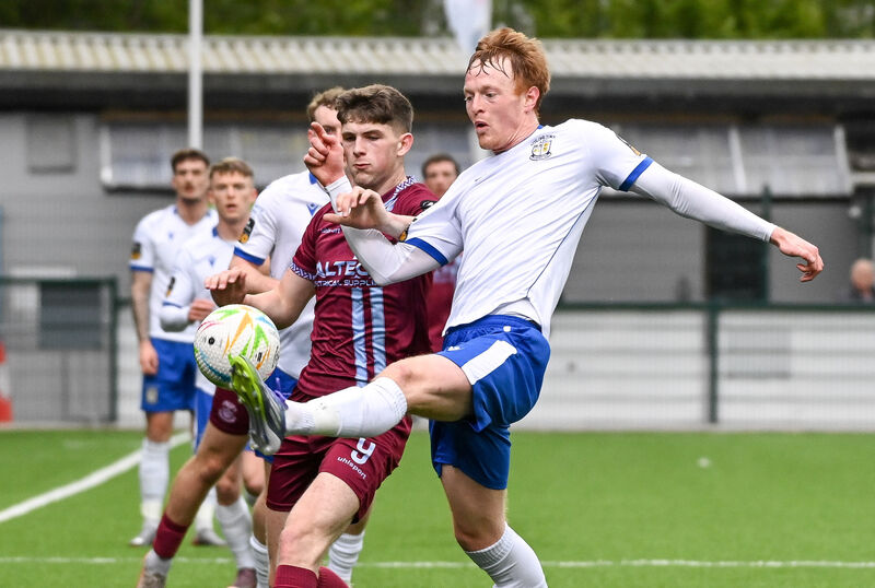 Athlone Town's Evan O'Connor clears his lines under pressure from Cobh Ramblers' Kai O'Neill during their SSE Airtricity League Division 1 clash at St Colman's Park. Picture: David Keane. Athlone Town's Evan O'Connor clears his lines under pressure from Cobh Ramblers' Kai O'Neill during their SSE Airtricity League Division 1 clash at St Colman's Park. Picture: David Keane.