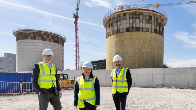 <p>Kevin Fitzduff and Morgan Burke of Stream BioEnergy with Karen Doyle, centre, of Gas Networks Ireland, at the announcement.</p> <p>Kevin Fitzduff and Morgan Burke of Stream BioEnergy with Karen Doyle, centre, of Gas Networks Ireland, at the announcement.</p>