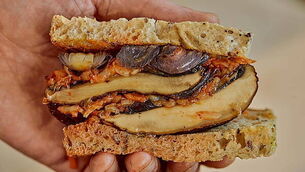 Hugh Fearnley-Whittingstall’s roast mushroom and kimchi sourdough sarnies recipe Hugh Fearnley-Whittingstall’s roast mushroom and kimchi sourdough sarnies recipe