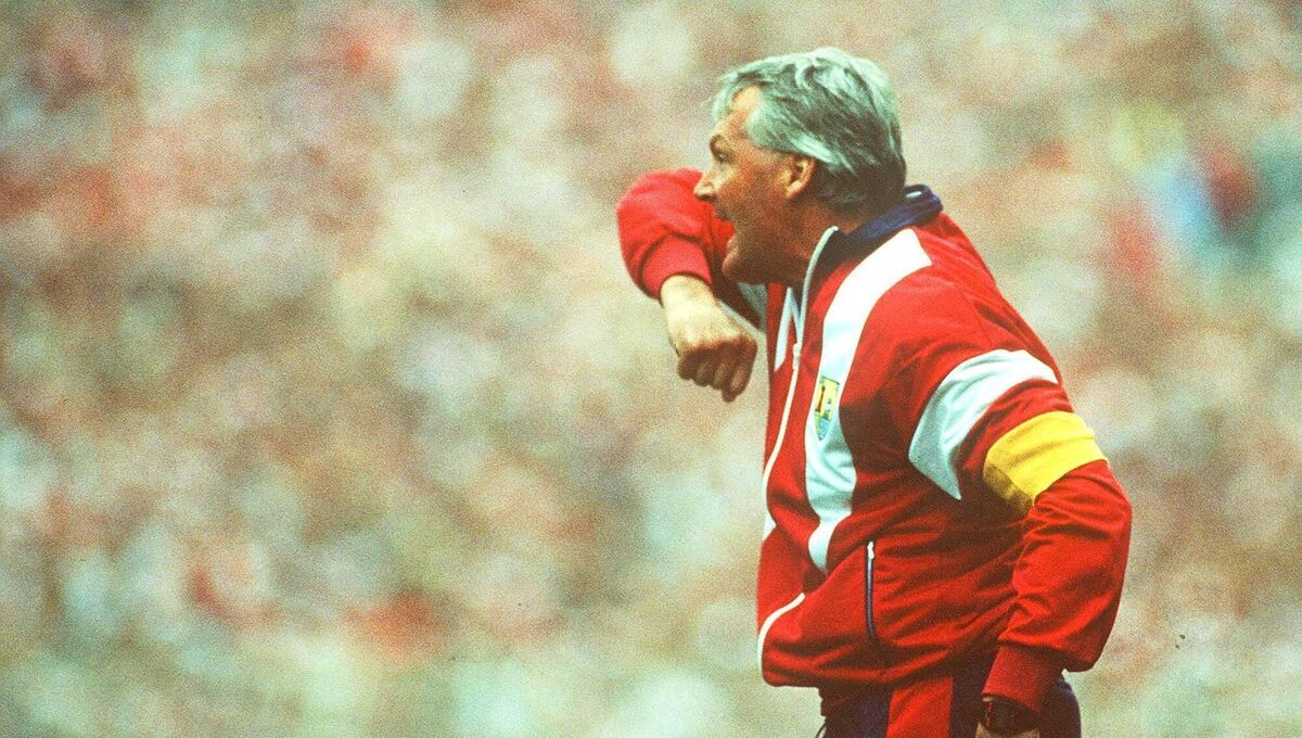 Cork manager Billy Morgan urges on his side against Meath in the 1990 All-Ireland football final. Picture: Ray McManus/Sportsfile 