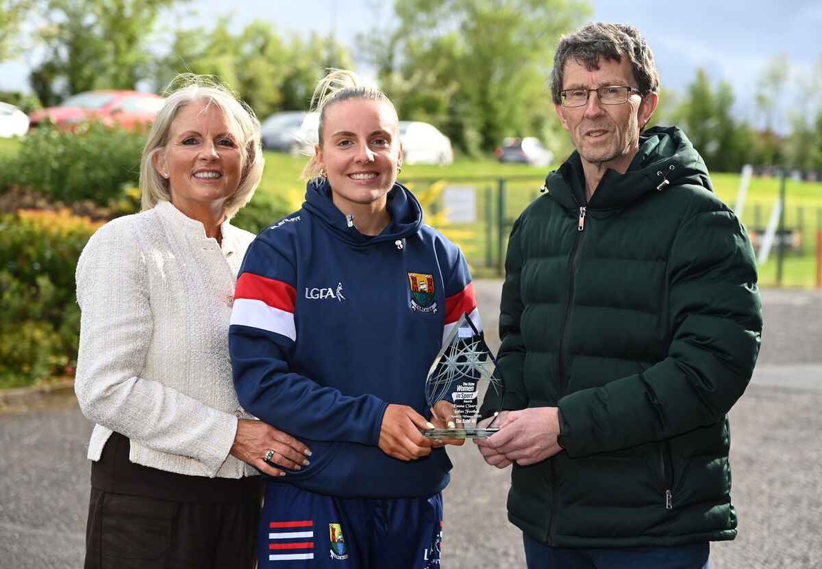 Rory Noonan presents The Echo Women in Sport monthly award for April to Emma Cleary, Cork ladies football captain and Éire Óg player, with her mother Helga Cleary at Ovens. Picture: Eddie O'Hare Rory Noonan presents The Echo Women in Sport monthly award for April to Emma Cleary, Cork ladies football captain and Éire Óg player, with her mother Helga Cleary at Ovens. Picture: Eddie O'Hare