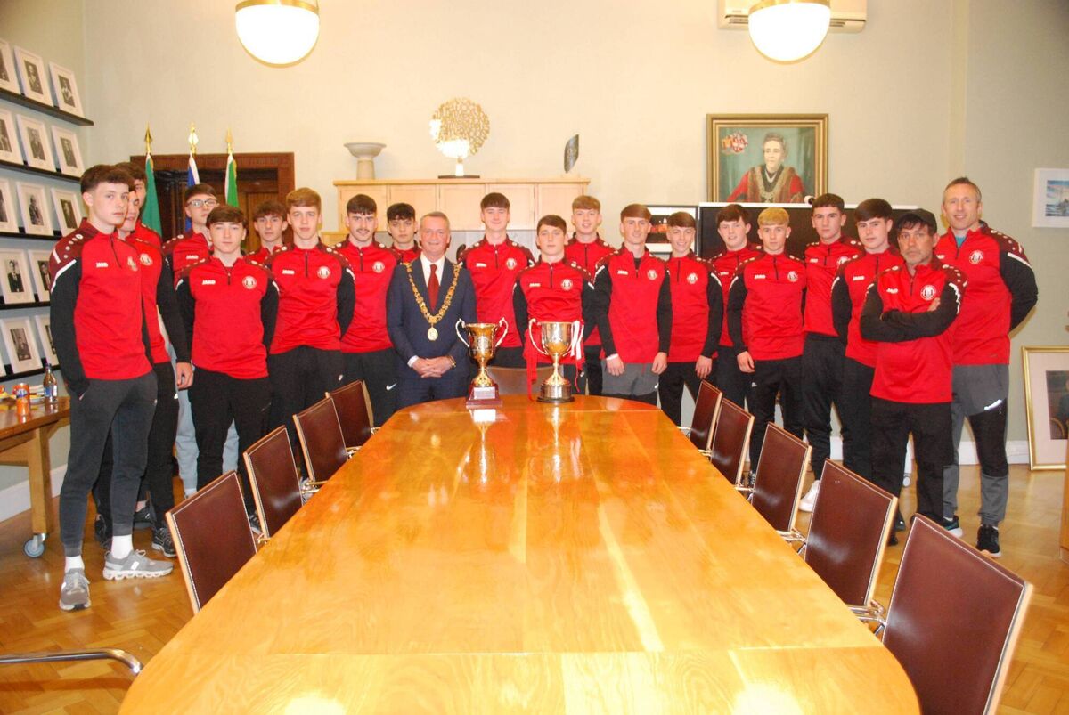 The Cork Youth and management team that won the Munster and FAI Inter-League Cups with the Lord Mayor Fergal Dennehy at the City Hall recently. KD The Cork Youth and management team that won the Munster and FAI Inter-League Cups with the Lord Mayor Fergal Dennehy at the City Hall recently. KD