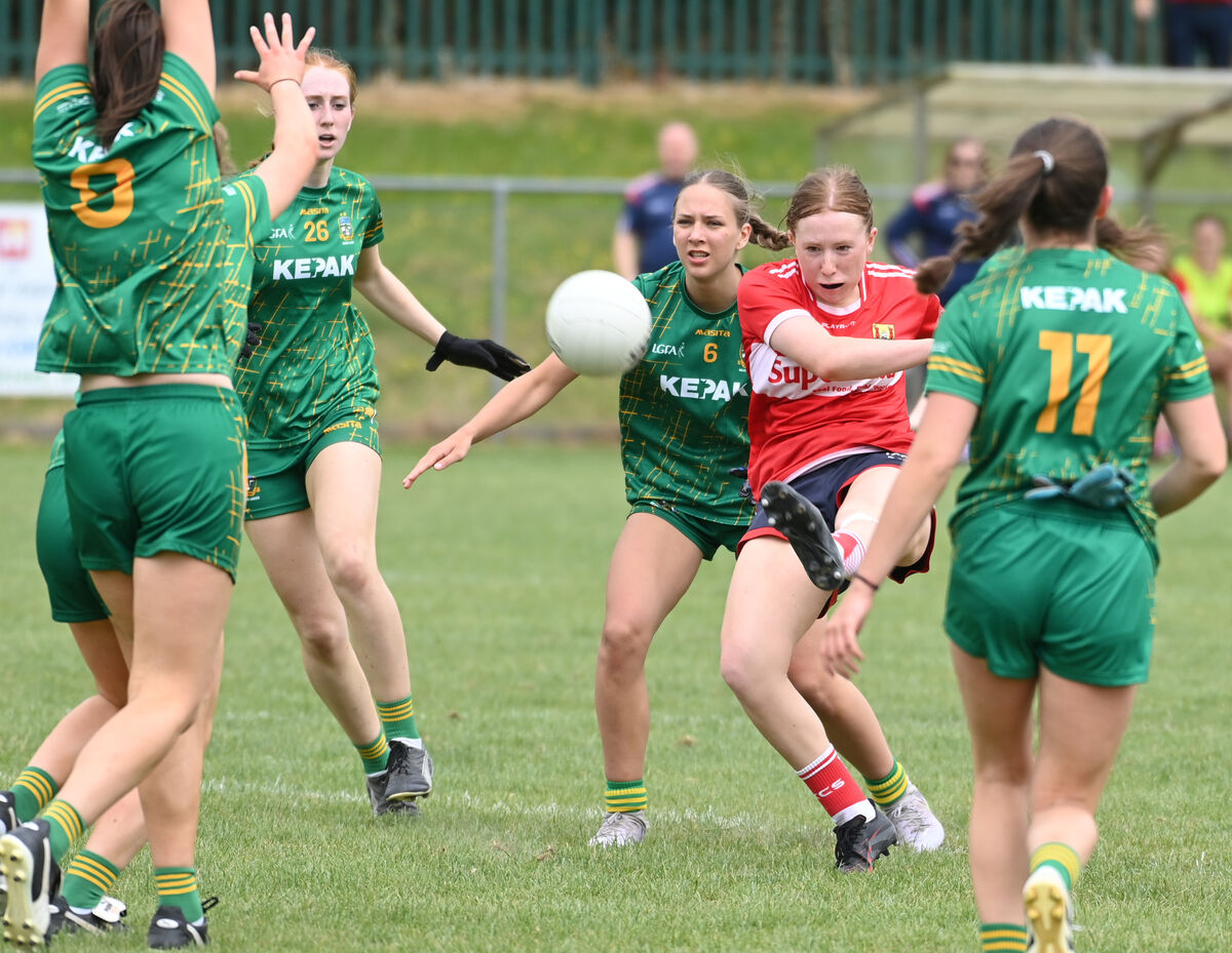 Caoimhe Horgan shoots through a sea of Meath players at Mourneabbey. Picture: Eddie O'Hare Caoimhe Horgan shoots through a sea of Meath players at Mourneabbey. Picture: Eddie O'Hare