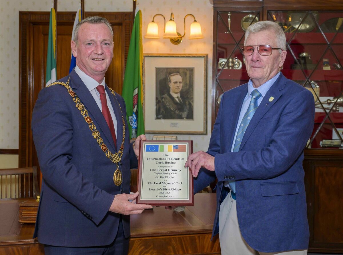 Lord Mayor Clr Fergal Dennehy is presented with a plaque by Dan O'Connell. Lord Mayor Clr Fergal Dennehy is presented with a plaque by Dan O'Connell.