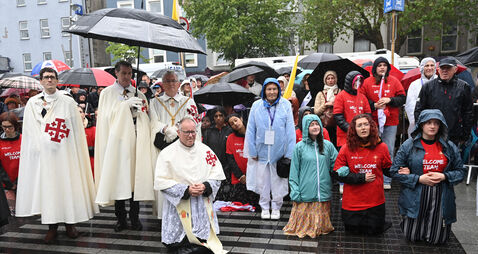 Thousands brave elements for centenary Cork city Eucharistic procession
