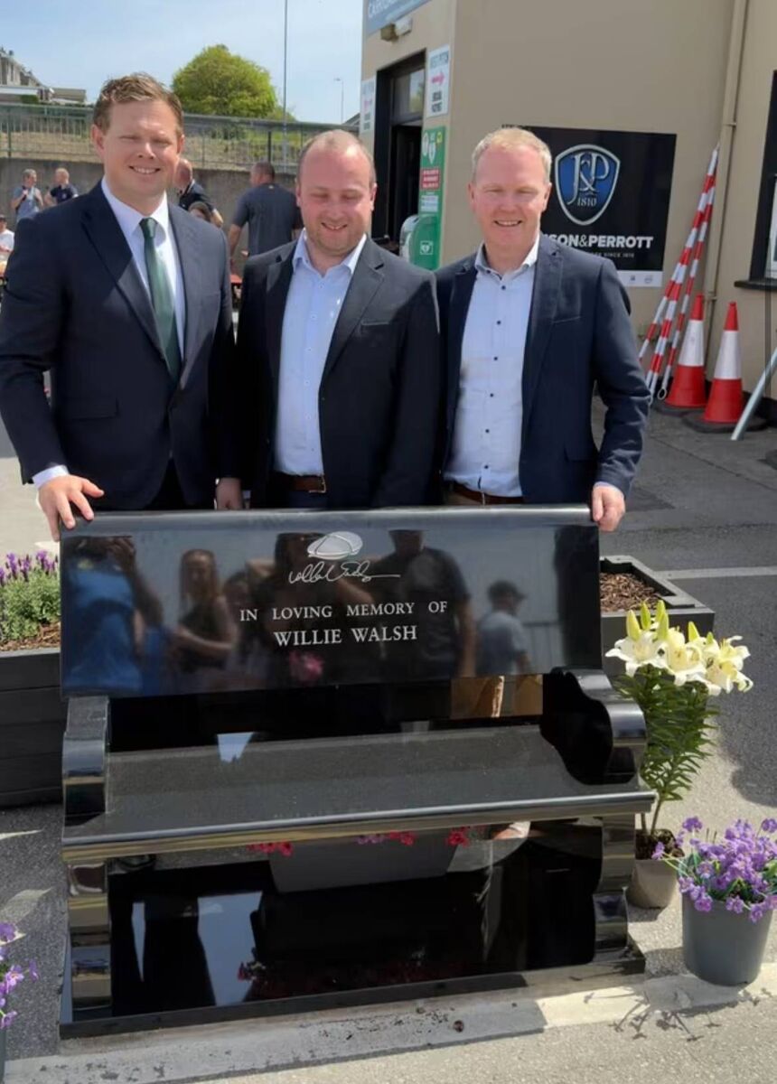 Cllr Jack White, Cllr Patrick Donovan and Seamus McGrath TD at the unveiling of the new Willie Walsh memorial bench. Cllr Jack White, Cllr Patrick Donovan and Seamus McGrath TD at the unveiling of the new Willie Walsh memorial bench.
