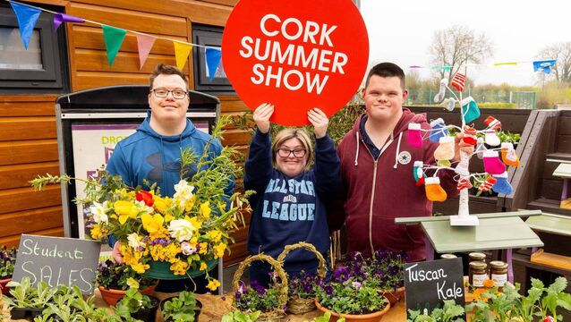 <p>Sean Coleman, of Youghal; Anna Delaney, from Berrings and Ronan Desmond, of Bandon, launch the 2026 Summer Show. Picture: OSM PHOTO </p>