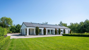 Former home of Marian Finucane sells for almost €400k below €1.35m asking price Former home of Marian Finucane sells for almost €400k below €1.35m asking price