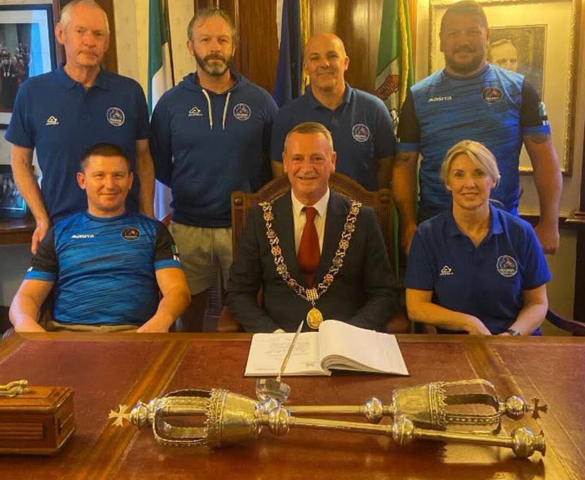 Back row: L to R: Kieran Lingwood, Ian Power, Shane Forde, and Mark Cotter. Front Row: L to R: Andrew Thornton, Lord Mayor Fergal Dennehy and Louise Forde MOB Back row: L to R: Kieran Lingwood, Ian Power, Shane Forde, and Mark Cotter. Front Row: L to R: Andrew Thornton, Lord Mayor Fergal Dennehy and Louise Forde MOB