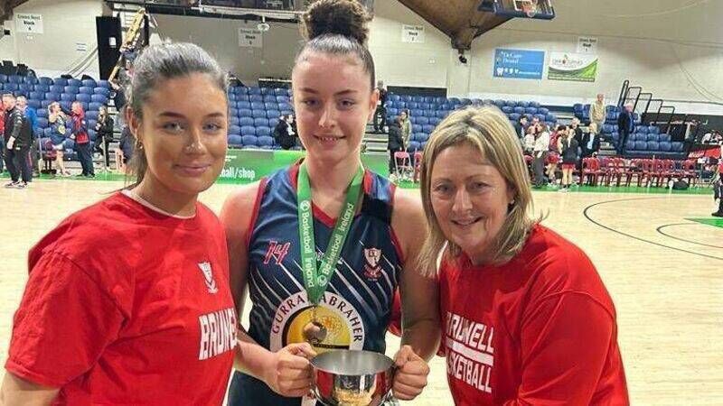 Rachel Lynch after winning the National Cup with Brunell, with her sister Tara and her mother Paula at the National Arena in Tallaght. Rachel Lynch after winning the National Cup with Brunell, with her sister Tara and her mother Paula at the National Arena in Tallaght.