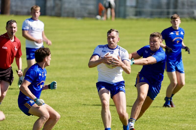 Cill Na Martra’s Seán Ó Foirréidh anticipates a tackle from the Finbarr’s defence. Picture by Noel Sweeney
