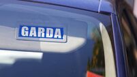 Garda Sign 2.jpg Garda - Car sun visor sign