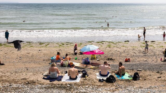 <p>Ireland has been under a status yellow high temperature warning since midday on Tuesday, as a plume of extremely hot air brought temperatures in excess of 40C to Europe. Picture: David Creedon</p>