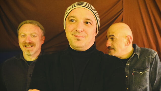 <p>Check out ANT-1 when they play a double bill at Dali tonight, and also online.</p>