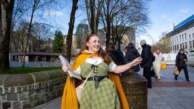 <p>Angela Newman of Hysterical Histories on one her tours in Cork city. Picture Chani Anderson</p>