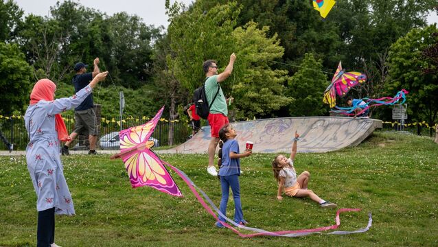 <p>Families and kite enthusiasts in Carrigaline Park for during last year's Basant Family Festiva. Picture: Chani Anderson.</p>