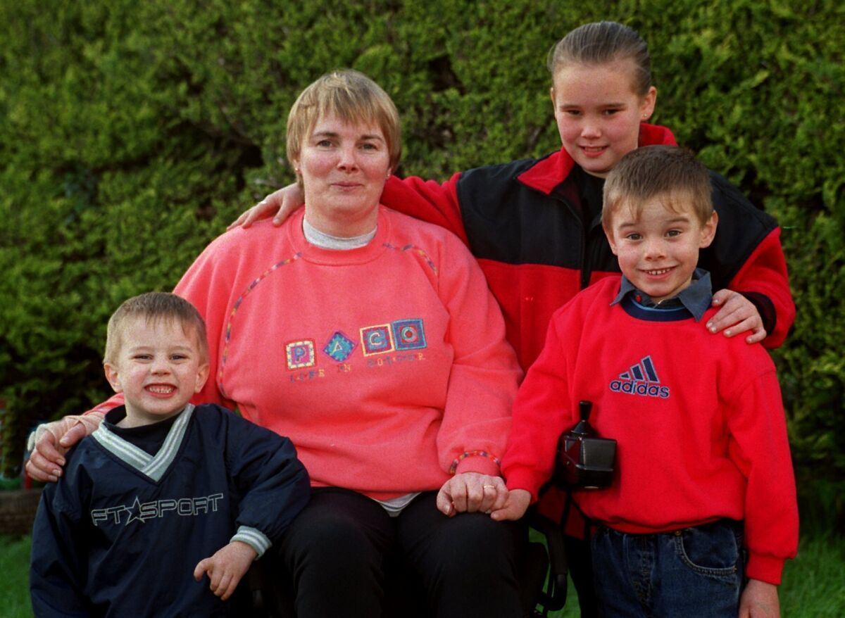 Cathy and her children, Ciarán, Cliona and Seán in 2000 Cathy and her children, Ciarán, Cliona and Seán in 2000