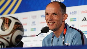 Thomas Tuchel feels no England burden but sees ‘absolute beauty’ of semi-final Thomas Tuchel feels no England burden but sees ‘absolute beauty’ of semi-final