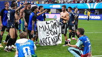 Downing Street backs calls for Fifa probe after Argentina players wave Falklands banner