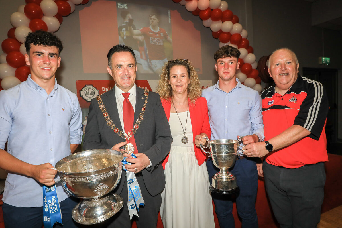 Lord Mayor of Cork, Cllr. Damien Boylan with captain Joe Miskella, Lady Mayoress, Brenda Boylan, vice-captain Tom Whooley and club vice-chairman Tadhg Daly and vice-captain Tom Whooley. Picture: David Creedon Lord Mayor of Cork, Cllr. Damien Boylan with captain Joe Miskella, Lady Mayoress, Brenda Boylan, vice-captain Tom Whooley and club vice-chairman Tadhg Daly and vice-captain Tom Whooley. Picture: David Creedon