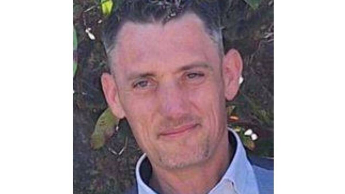 Witness on video link from Canada tells Doneraile murder trial he saw accused 'throw something into park'